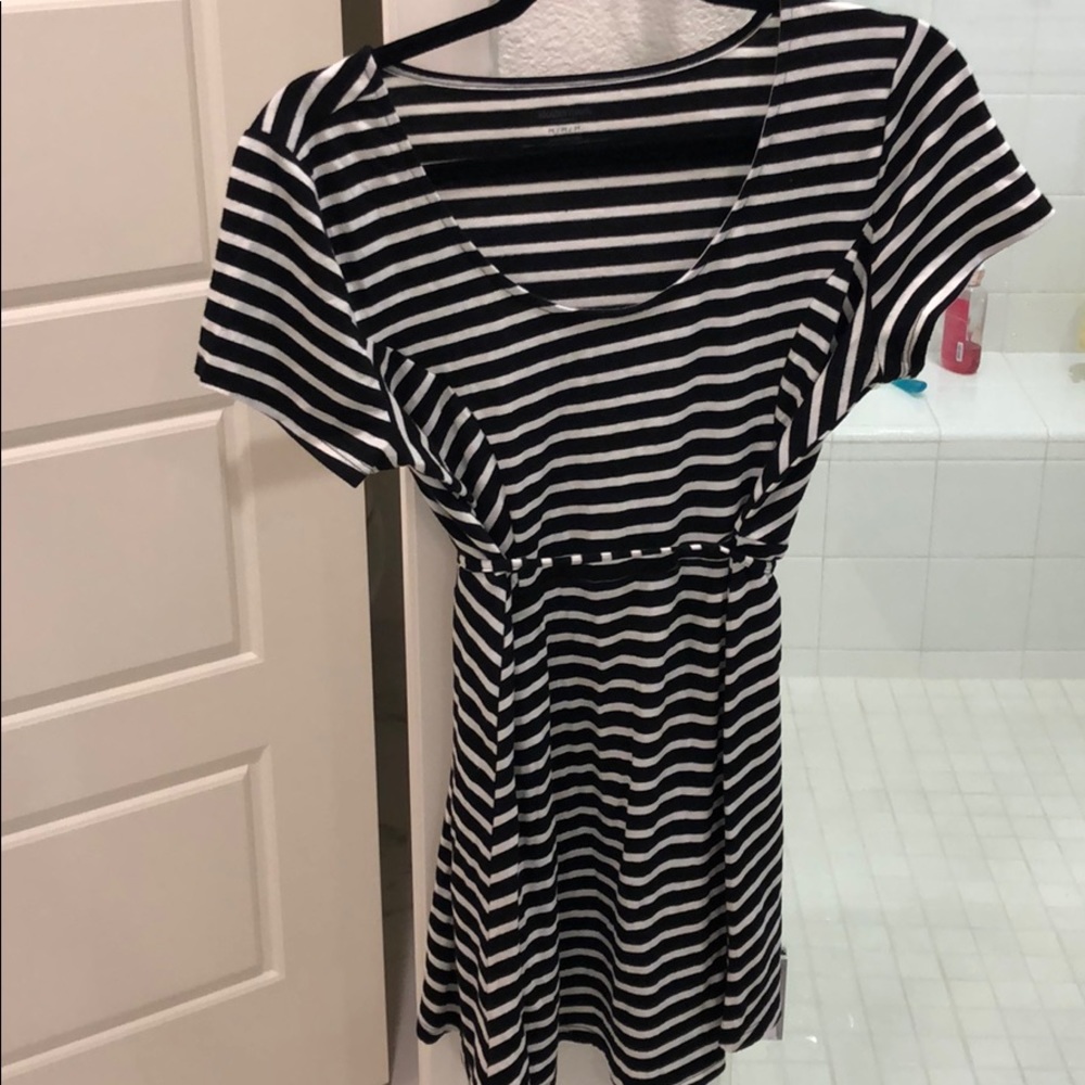 Motherhood black and white striped top